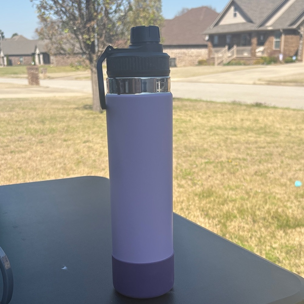 Insulated Lavender Water Bottle with Flip Cap - Unbranded